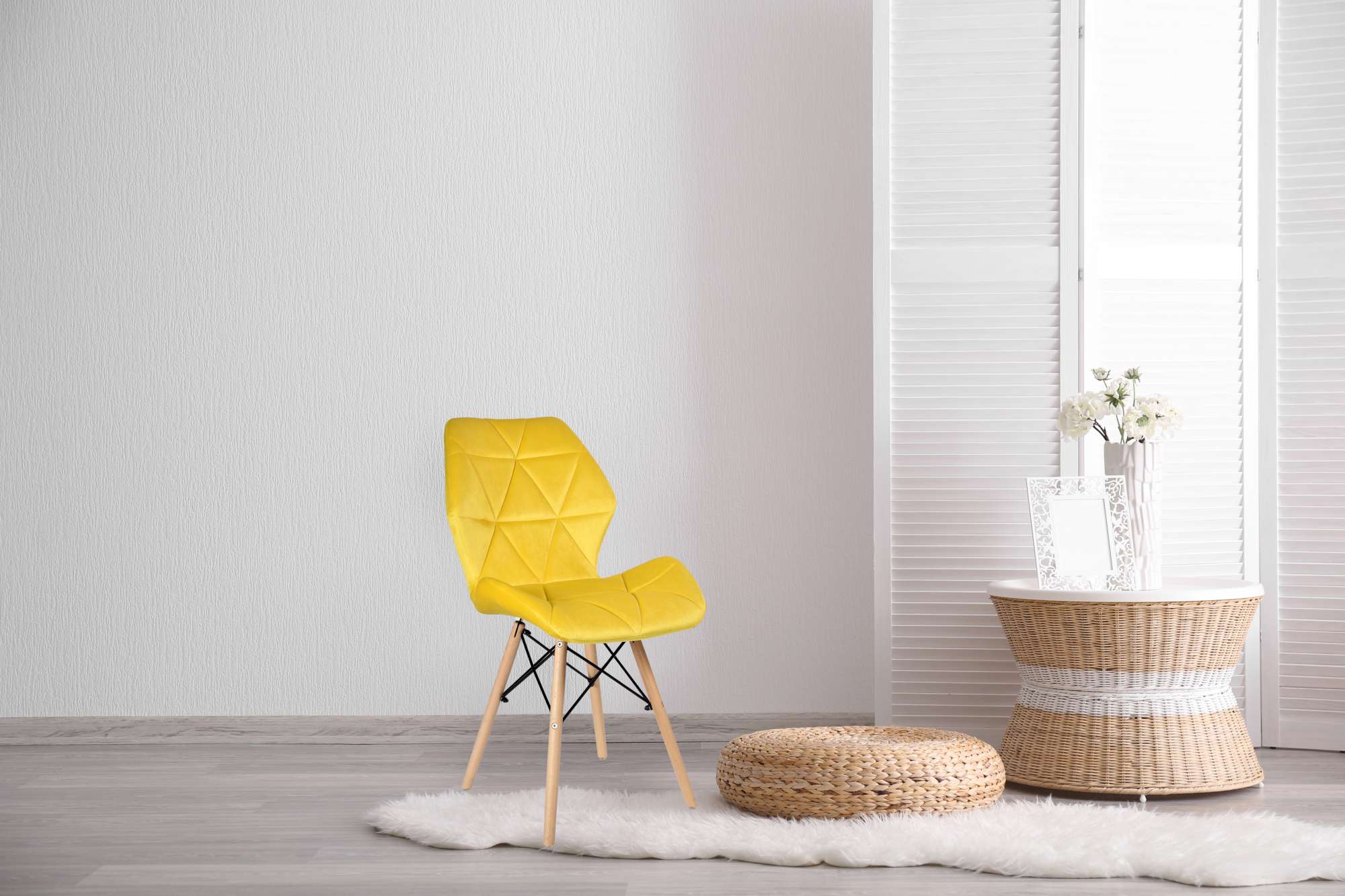 Krzesło tapicerowane Irene aksamitne żółte